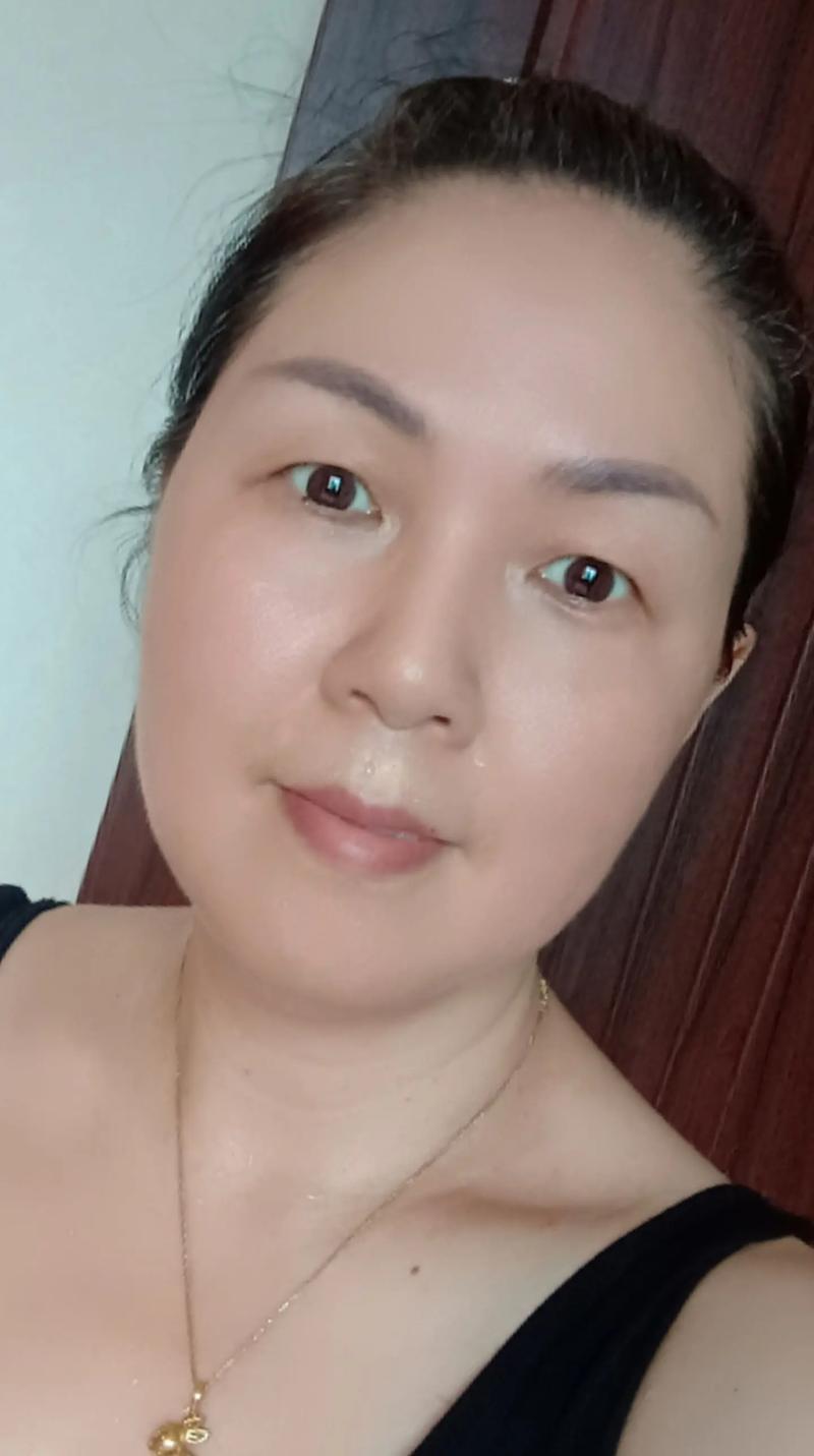 50岁女性