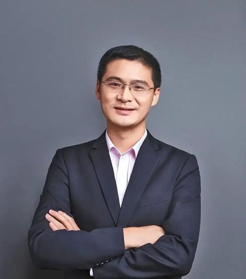  罗翔教授