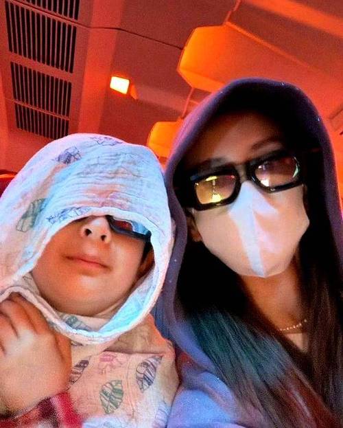 小海绵的出生真相：试管婴儿谜团揭秘？